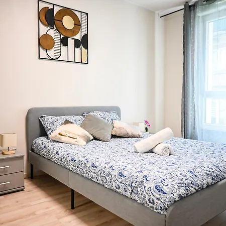 Le Golden - Centre - Acces Transports En Commun - Balcon Cosy - Commerces A Proximite